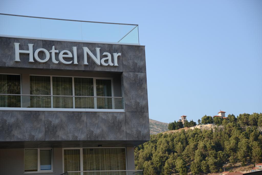 Hotel Nar トレビニエ エクステリア 写真