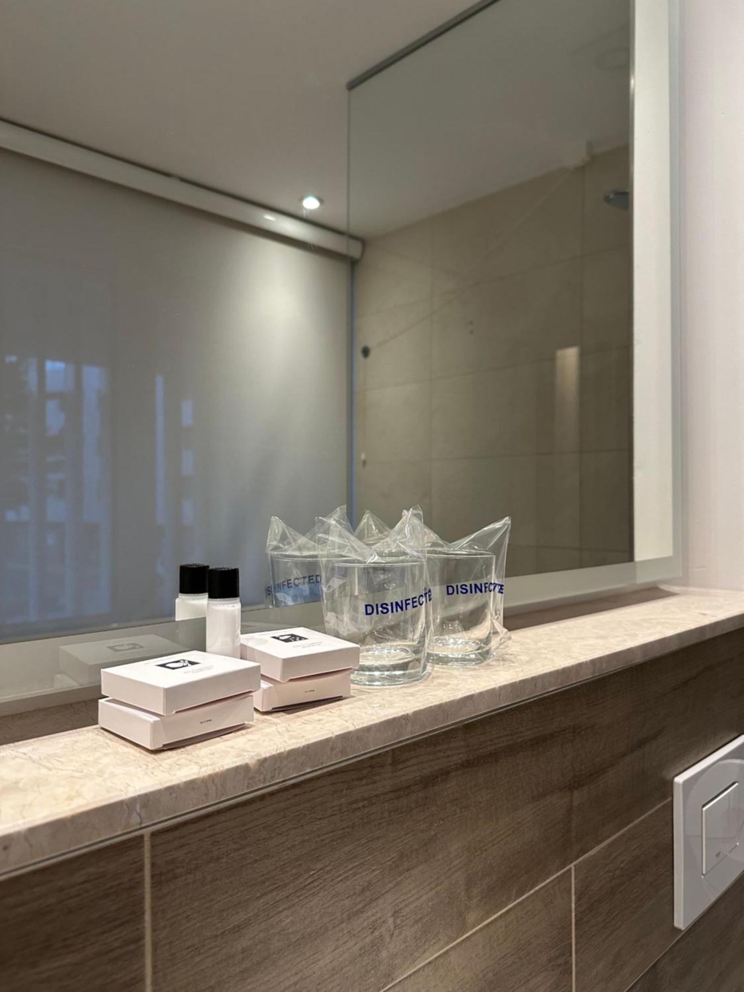Hotel Nar トレビニエ エクステリア 写真