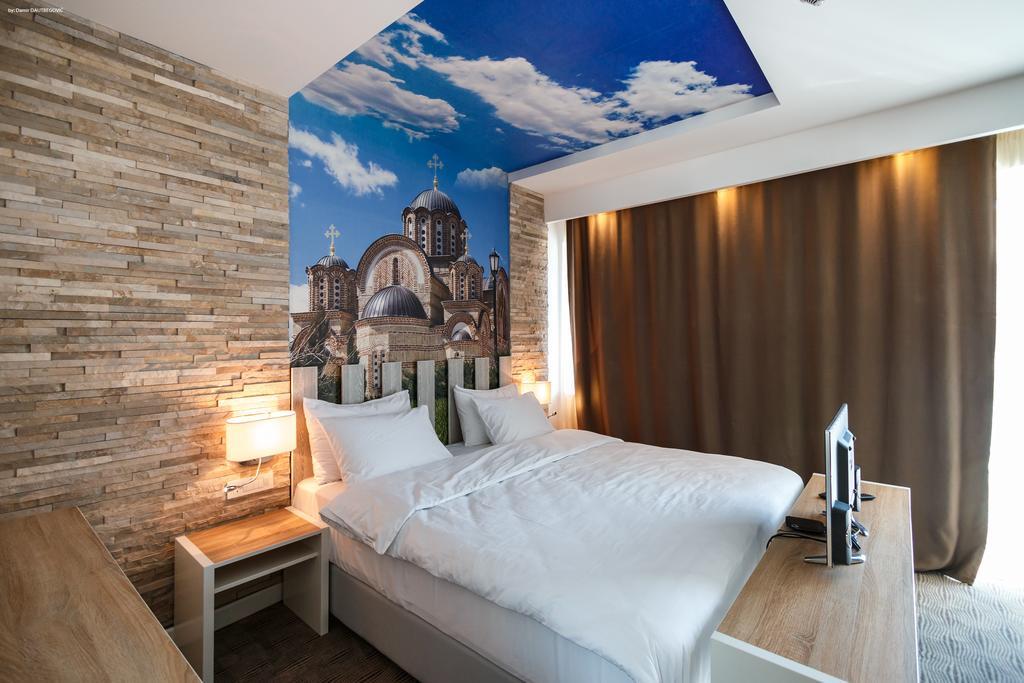Hotel Nar トレビニエ エクステリア 写真
